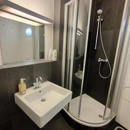 Lejlighed Wunderschoenes Penthouse In Den Bergen *